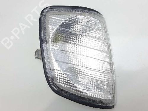 Used Right front indicator MERCEDES-BENZ E-CLASS (W124) [1993-1996]  20680005