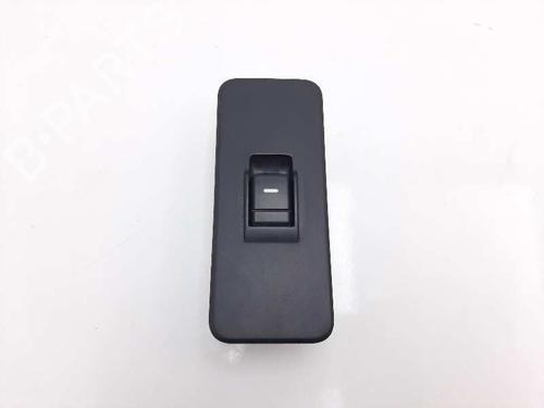 Used Right front window switch LAND ROVER RANGE ROVER SPORT I (L320) 2.7 D 4x4 (190 hp) 20682177