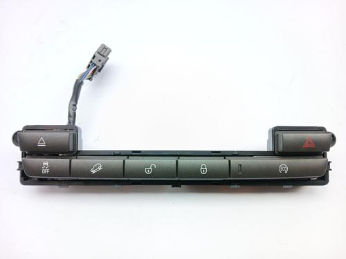 Used Switch LAND ROVER FREELANDER 2 (L359) 2.2 TD4 4x4 (160 hp) 28377738