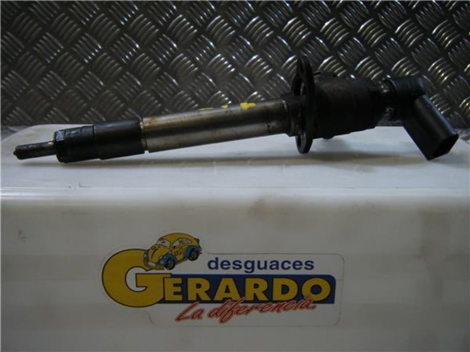 Injector LAND ROVER RANGE ROVER SPORT I (L320) 2.7 D 4x4 6830635 | B-Parts