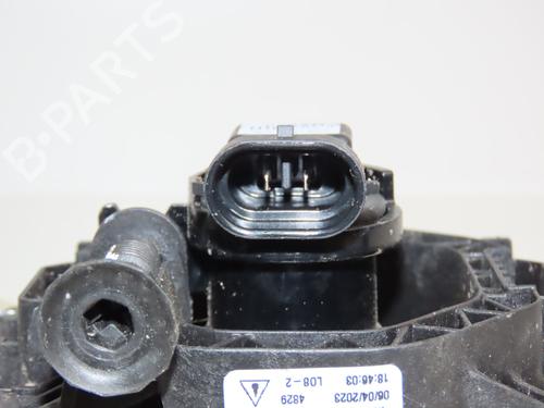 Used Right front fog light RENAULT MASTER III Van (FV) 2.3 dCi 165 RWD (FV0P, FV0U, FV10, FV12, FV1E) (163 hp) 30404078