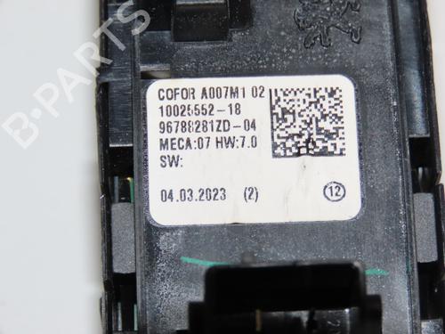 BP30164349I27 main image