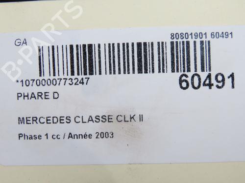 Phare droit Phare droit 37596760 37596760