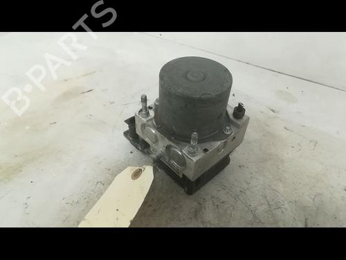 Used ABS pump ABS pump CITROËN BERLINGO / BERLINGO FIRST MPV (MF_, GJK_, GFK_) 2.0 HDI 90 (MFRHY) (90 hp) 23173617 23173617