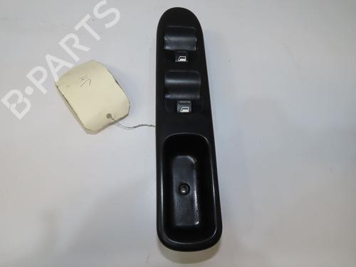 Used Left front window switch Left front window switch PEUGEOT 307 (3A/C) 1.4 16V (88 hp) 32768869 32768869