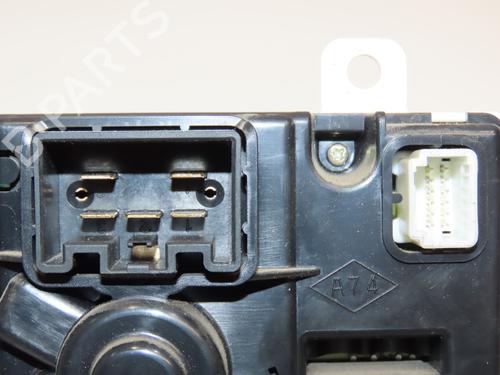 Used Climate control RENAULT MASTER III Van (FV) 2.3 dCi 125 FWD (FV0C, FV0D, FV0G, FV0H, FV0J, FV0K,... (125 hp) 28830319