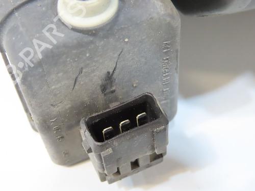 Used Right headlight Right headlight TOYOTA YARIS (_P1_) 1.0 (SCP10_, SCP10R) (65 hp) 36310633 36310633