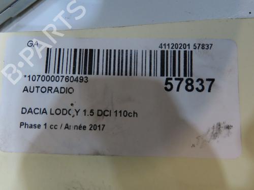 Used Radio Radio 38449277 38449277