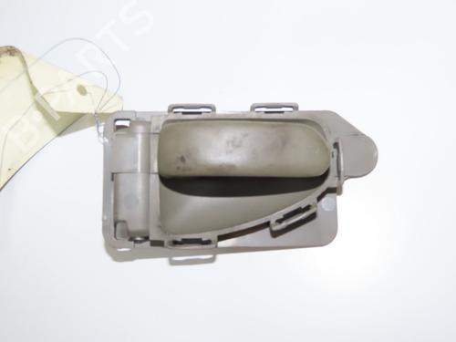 Used Front right interior door handle Front right interior door handle CITROËN XSARA PICASSO (N68) 2.0 HDi (90 hp) 9693800 9693800