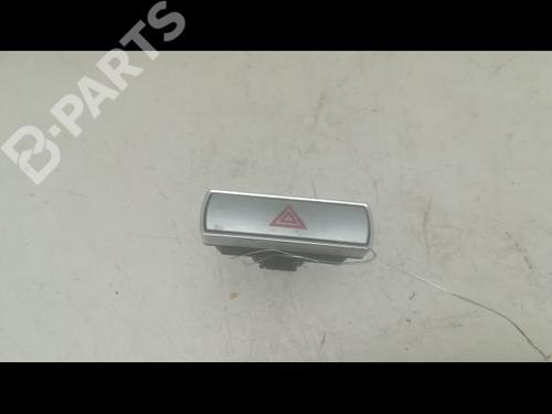 Used Warning switch FORD MONDEO III (B5Y) 2.0 16V TDDi / TDCi (115 hp) 9600994
