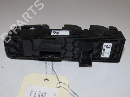 Left front window switch RENAULT MEGANE IV Grandtour (K9A/M/N_) 1.2 TCe 130 (K9MR) | BP40241066I27 - Image 2