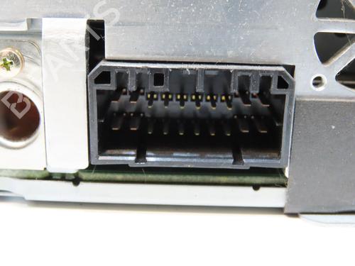 Used Radio Radio SUZUKI JIMNY Closed Off-Road Vehicle (SN) 1.5 DDiS 4WD (SN415D) (65 hp) 36427045 36427045