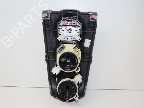 climate-control-toyota-yaris-_p9_-2005-2006-2007-2008-2009-2010-2011-2012-2013-2014-32150767 main image