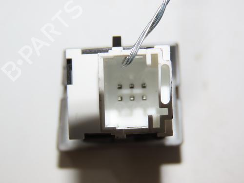 Warning switch PEUGEOT 508 I (8D_) 2.0 BlueHDi 180 | BP31120427I22 - Image 3