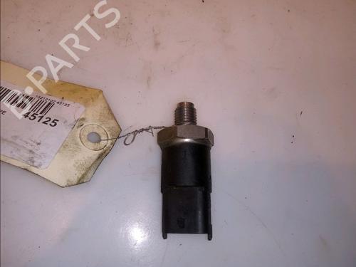 Used Electronic sensor FIAT PUNTO (188_) 1.9 JTD 80 (188.237, .257, .337, .357) (80 hp) 15742084