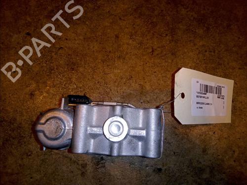 Used Throttle body Throttle body 9821577 9821577