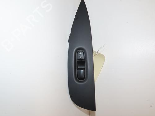 Used Switch NISSAN QASHQAI II SUV (J11, J11_) 1.2 DIG-T (115 hp) 21755534