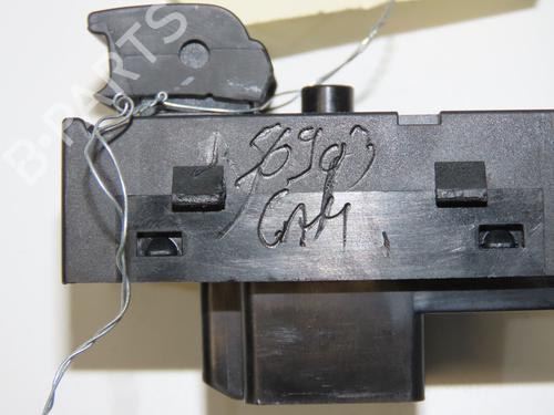 Right rear window switch CHEVROLET ORLANDO (J309) 2.0 D | BP31912167I28