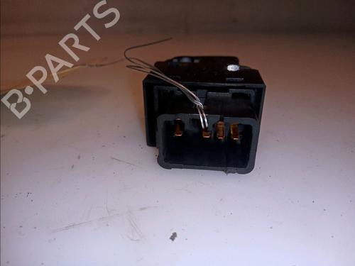 Used Right rear window switch HYUNDAI GETZ (TB) 1.5 CRDi (82 hp) 11103080