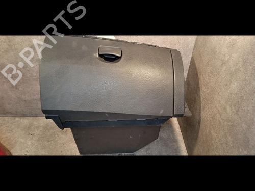 Used Glove box Glove box 9616009 9616009
