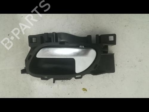 Used Front left interior door handle Front left interior door handle 9607657 9607657