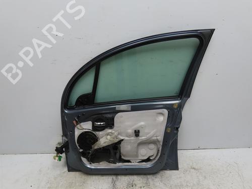 Used Right front door Right front door 30630874 30630874