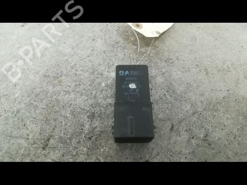 Used Electronic module Electronic module PEUGEOT 207 (WA_, WC_) 1.4 HDi (68 hp) 10396246 10396246