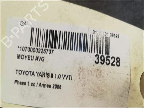 Right front steering knuckle TOYOTA YARIS (_P9_) 1.0 VVT-i (KSP90_, KSP90R) | BP14876104M26 