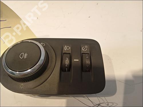 Used Headlight switch OPEL CORSA D (S07) 1.3 CDTI (L08, L68) (75 hp) 11100717