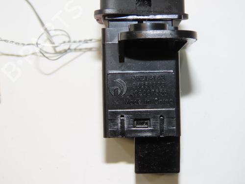 Used Warning switch CHEVROLET ORLANDO (J309) 2.0 D (163 hp) 31912124