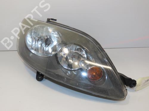 Used Right headlight VW GOLF PLUS V (5M1, 521) 1.9 TDI (105 hp) 28832505