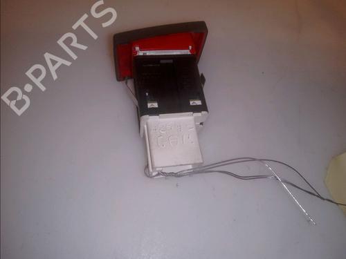 Used Warning switch VW GOLF VI (5K1) 2.0 TDI (140 hp) 15657324