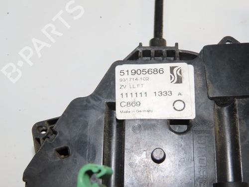 Używane Zamek drzwi przednich lewych FIAT PUNTO (199_) 1.3 D Multijet (84 hp) 32354774