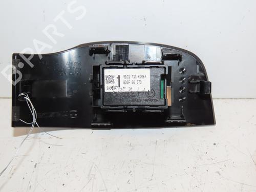 switch-mazda-cx-30-dm-18-skyactiv-d-bdgf66370-2019-17371556 main image