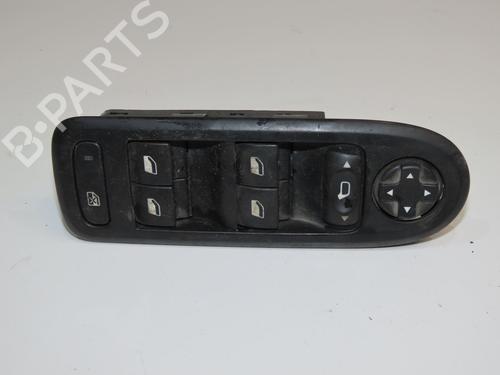 Used Left front window switch Left front window switch 36873883 36873883