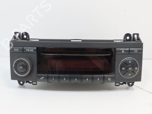 Used Radio MERCEDES-BENZ A-CLASS (W169) A 180 CDI (169.007, 169.307) (109 hp) 19528917