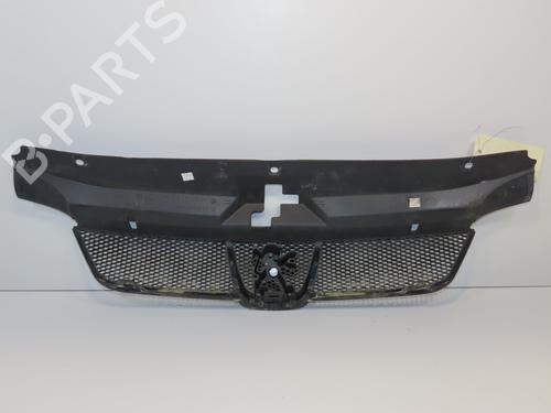 Grille PEUGEOT 406 (8B) 2.2 HDi | BP28968274C40 