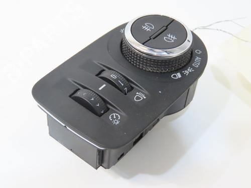 Used Headlight switch Headlight switch 38297774 38297774