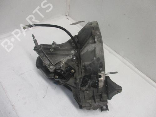 Used Gearbox DACIA SANDERO 1.5 dCi (86 hp) 23172566
