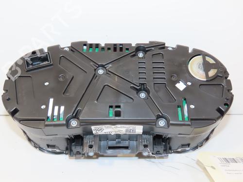 Used Instrument cluster VW POLO V (6R1, 6C1) 1.4 TDI (90 hp) 28968005
