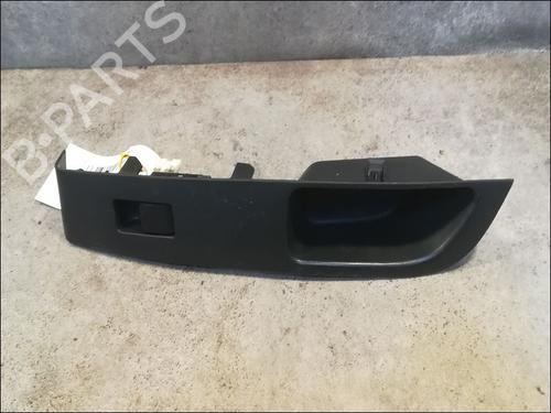 Used Switch Switch NISSAN MICRA III (K12) 1.5 dCi (86 hp) 9603752 9603752