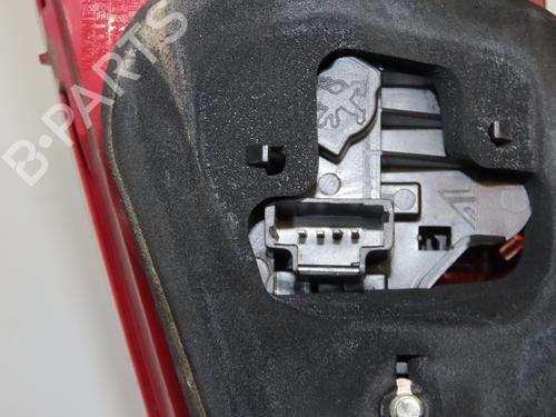 Used Left tailgate light Left tailgate light PEUGEOT 607 (9D, 9U) 2.2 HDi (170 hp) 33728175 33728175