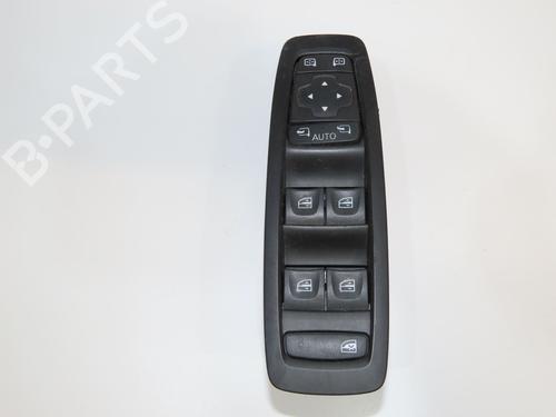 Used Left front window switch Left front window switch RENAULT MEGANE IV Hatchback (B9A/M/N_) 1.5 dCi 110 (B9A3) (110 hp) 33728130 33728130