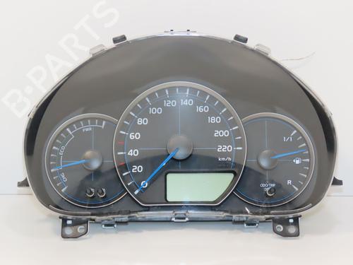 Used Instrument cluster TOYOTA YARIS (_P13_) 1.5 Hybrid (NHP130_, NHP130) (101 hp) 28967995