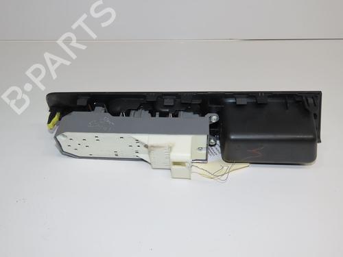 Left front window switch TOYOTA YARIS (_P13_) 1.5 Hybrid (NHP130_) | BP33711711I27 - Image 4