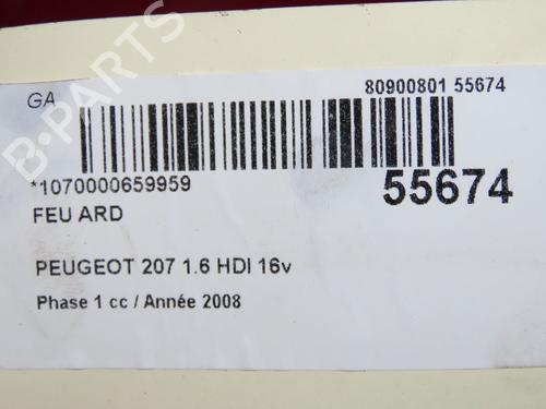 Feu arrière droit PEUGEOT 207 (WA_, WC_) 1.6 HDi (90 hp) 31912202