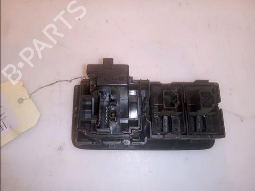 Used Headlight switch RENAULT MEGANE III Hatchback (BZ0/1_, B3_) 1.5 dCi (86 hp) 15395384