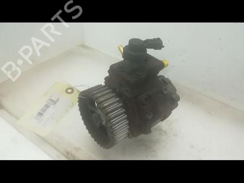 Used Injection pump RENAULT SCÉNIC II (JM0/1_) 1.9 dCi (JM14) (131 hp) 9600020