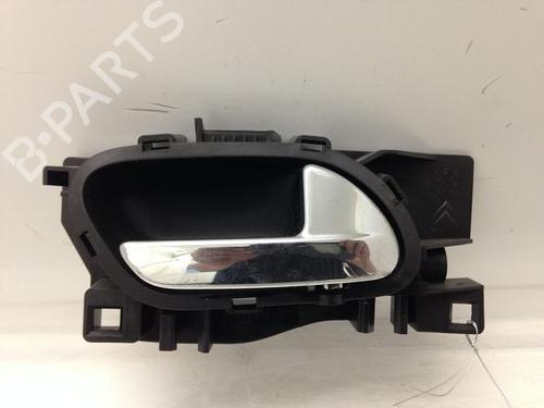Used Rear right interior door handle Rear right interior door handle PEUGEOT 207 (WA_, WC_) 1.4 HDi (68 hp) 9593945 9593945