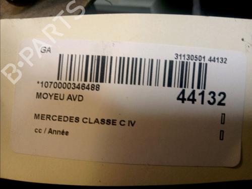 Used Left front steering knuckle MERCEDES-BENZ C-CLASS (W205) C 180 (205.040, 205.140) (156 hp) 14875685